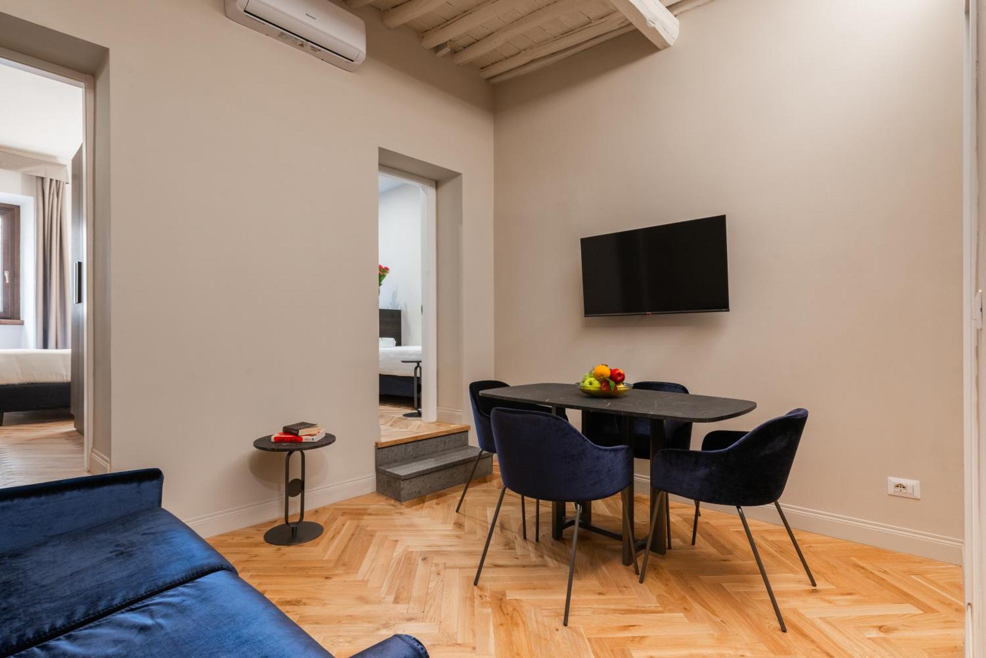 Aparthotel H77 - Maison D'art Collection Rom