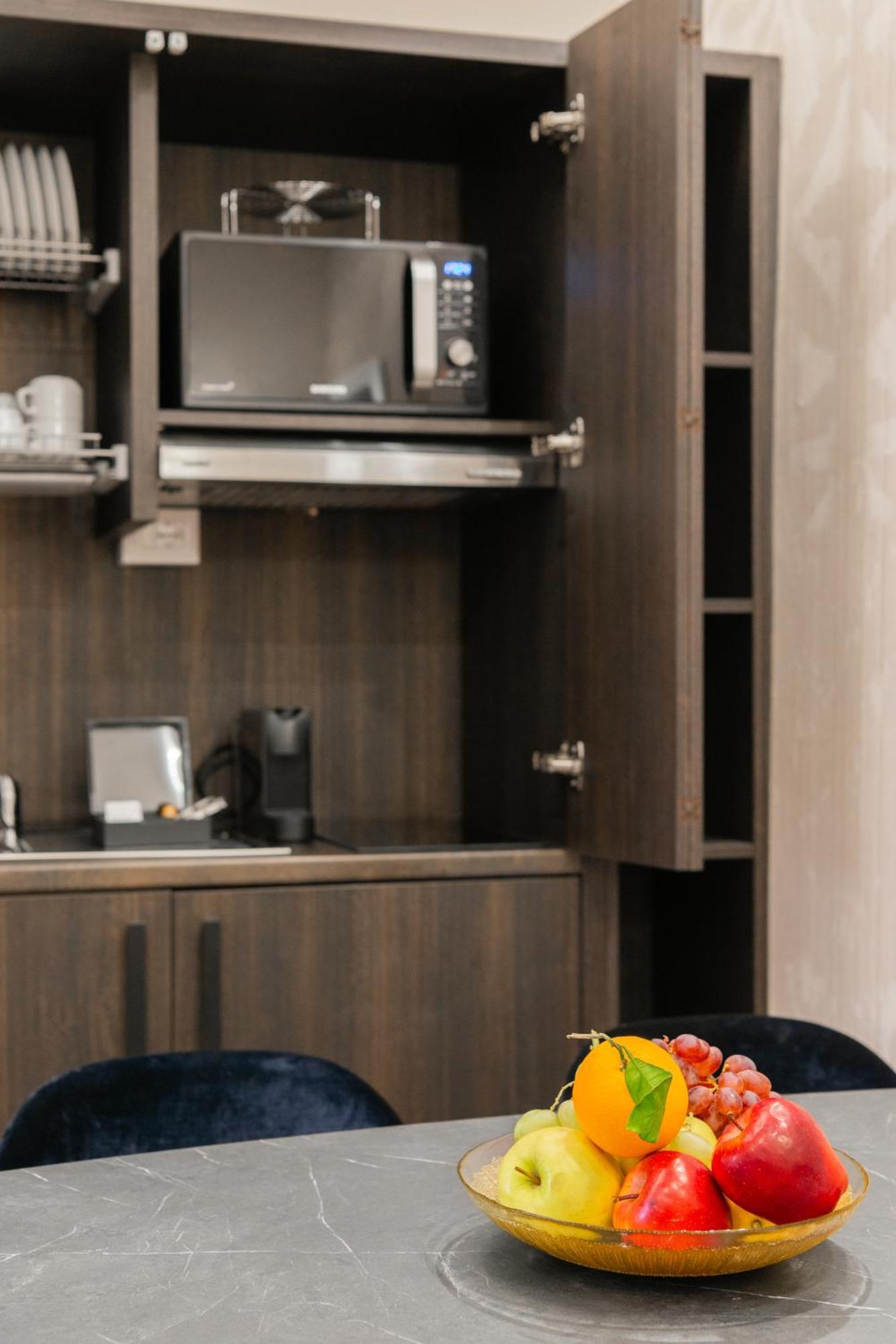 H77 - Maison D'art Collection Rom