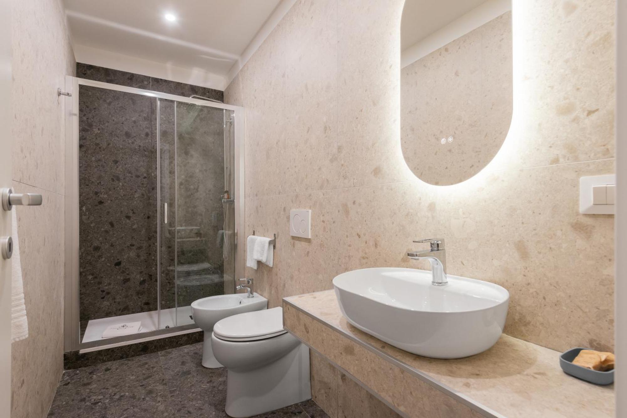 Aparthotel H77 - Maison D'art Collection Rom