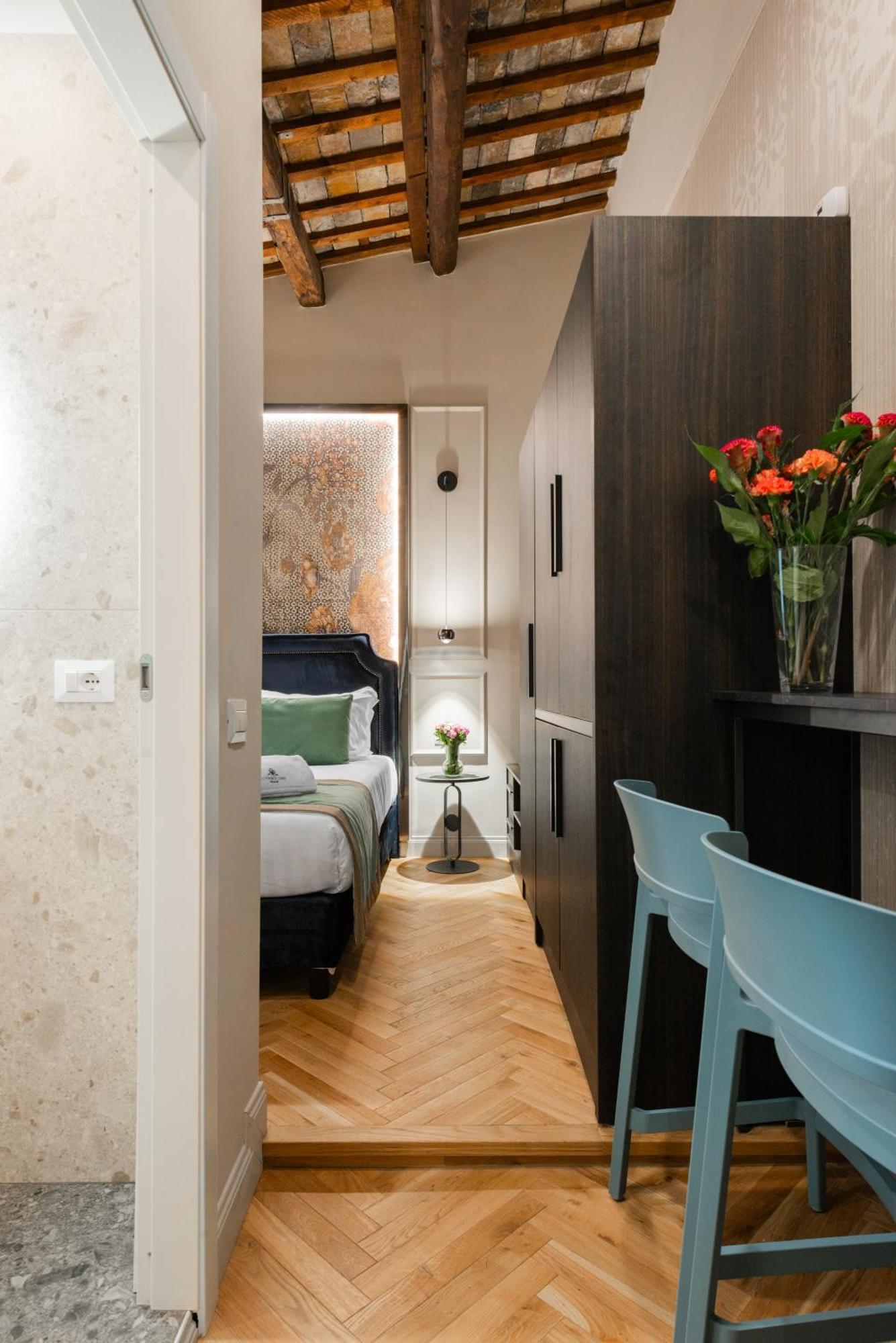 H77 - Maison D'art Collection * Rom