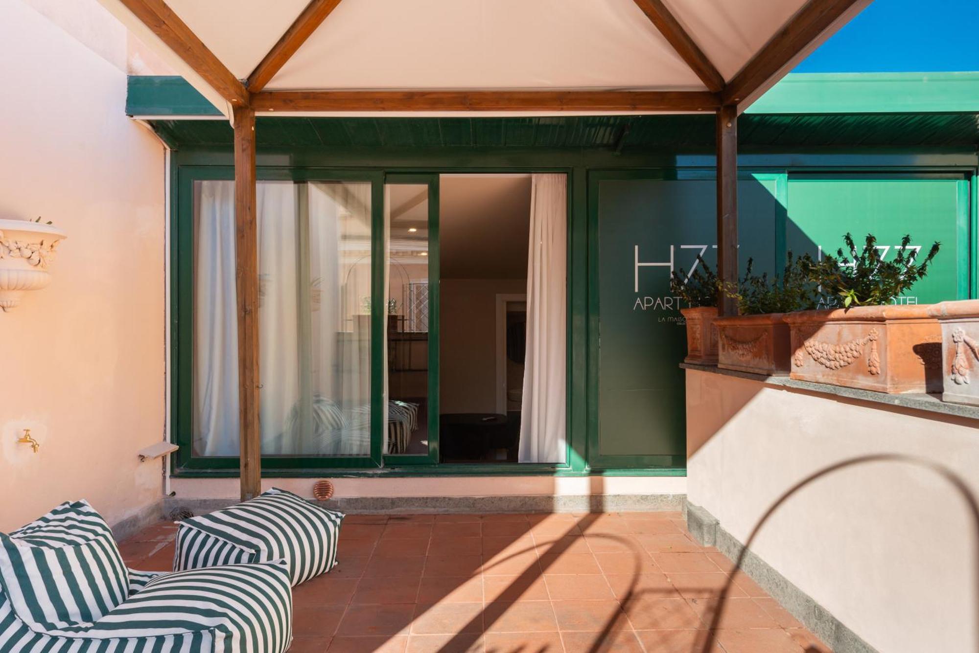 H77 - Maison D'art Collection